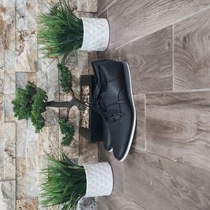 Calvin Klein Casual Dress Shoe